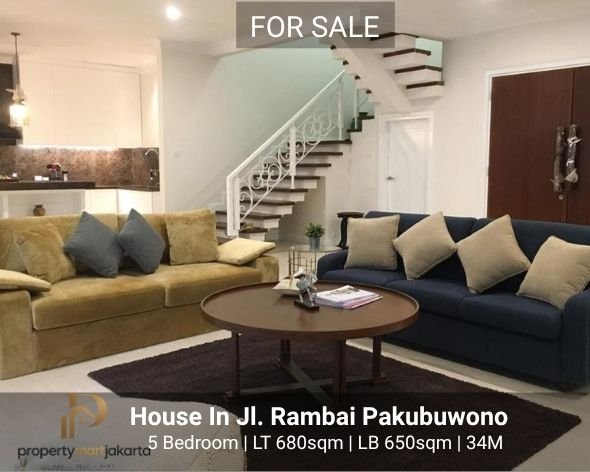 Dijual Murah Rumah di Jalan Rambai Pakubuwono 5BR